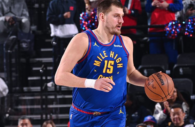 GG扑克下载-约基奇35+13+9！森林狼逆转掘金升西部第四 华子21+6穆雷25分